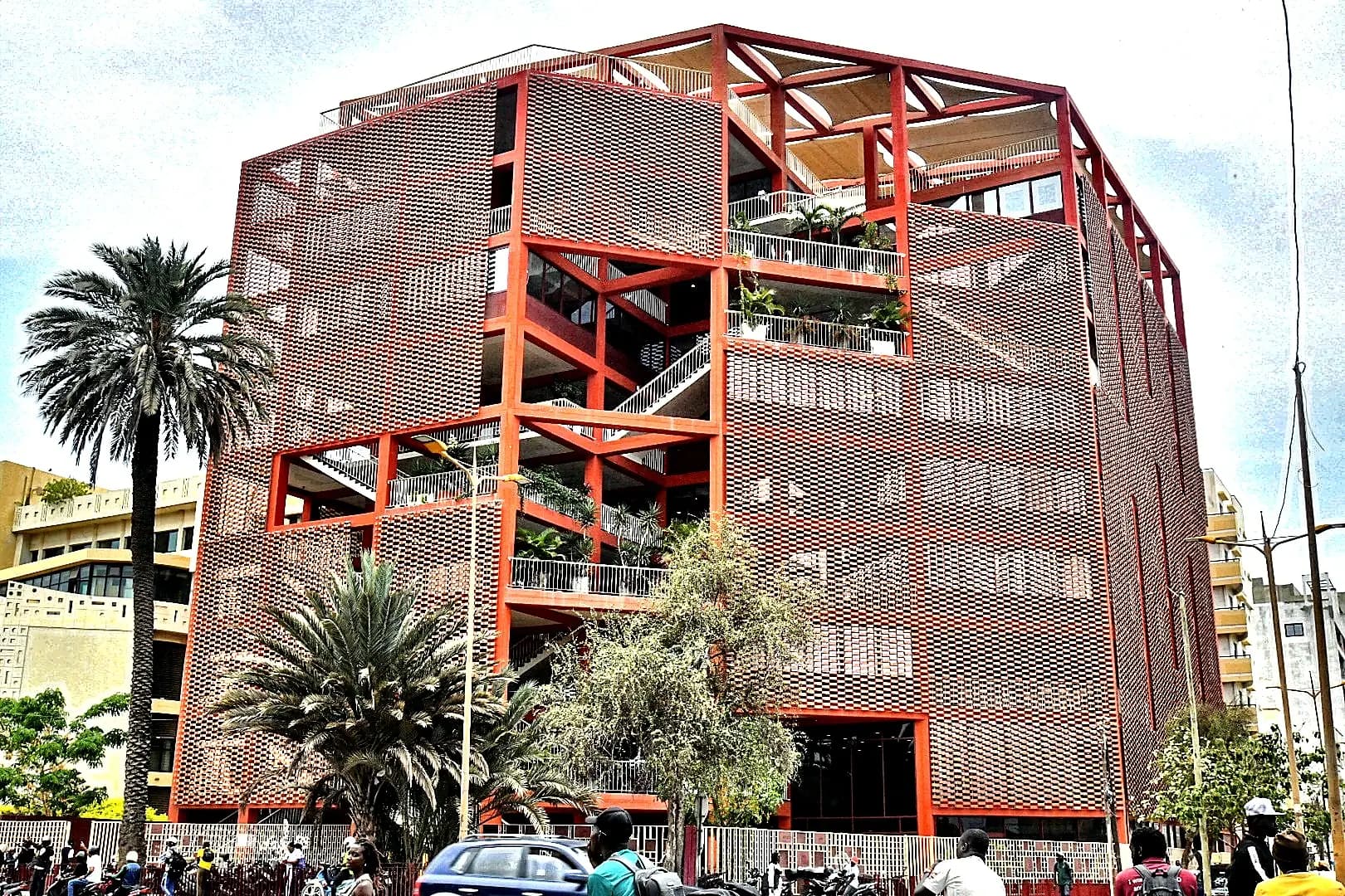 Campus Baobab ISM — Immeuble Sous-Sol + R+8, Avenue Cheikh Anta Diop, Dakar