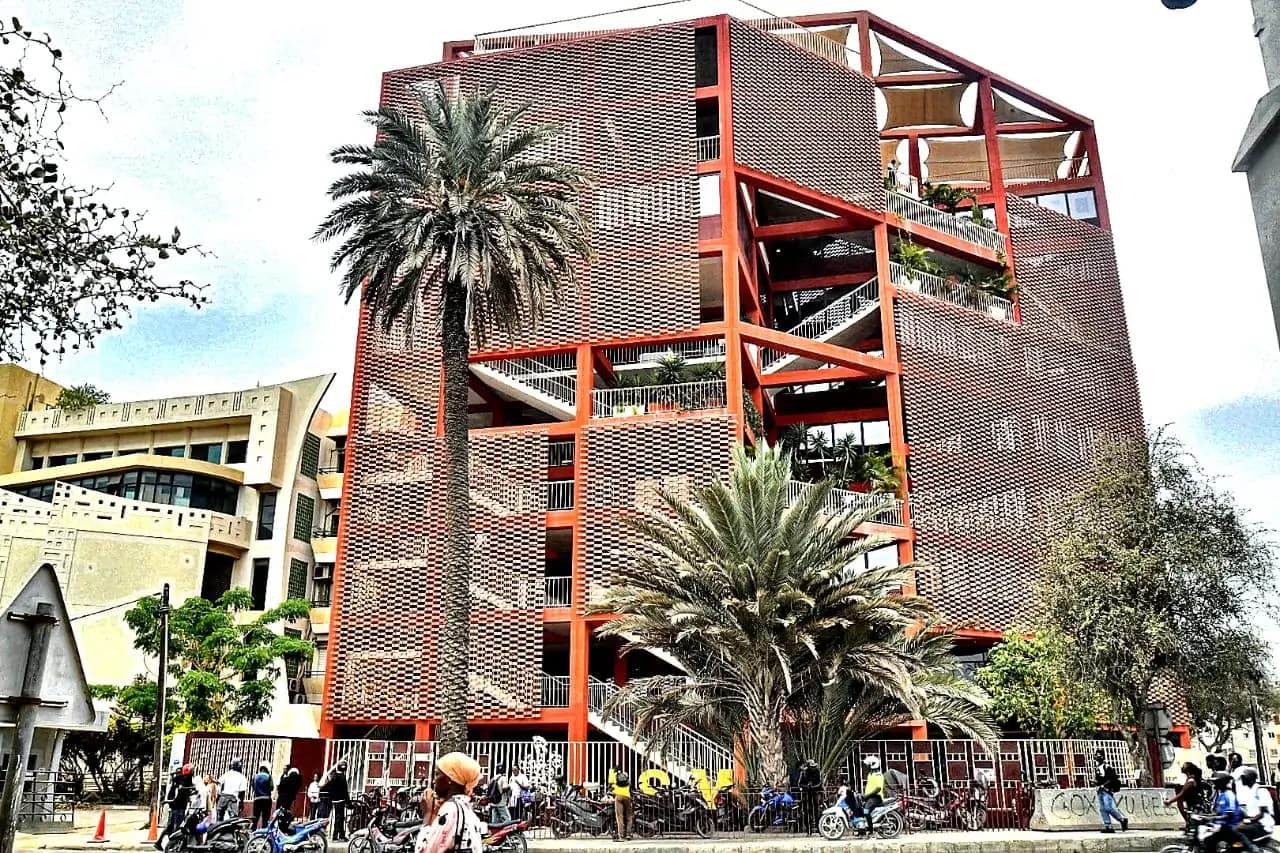 Campus Baobab ISM — Vue du extérieur 3